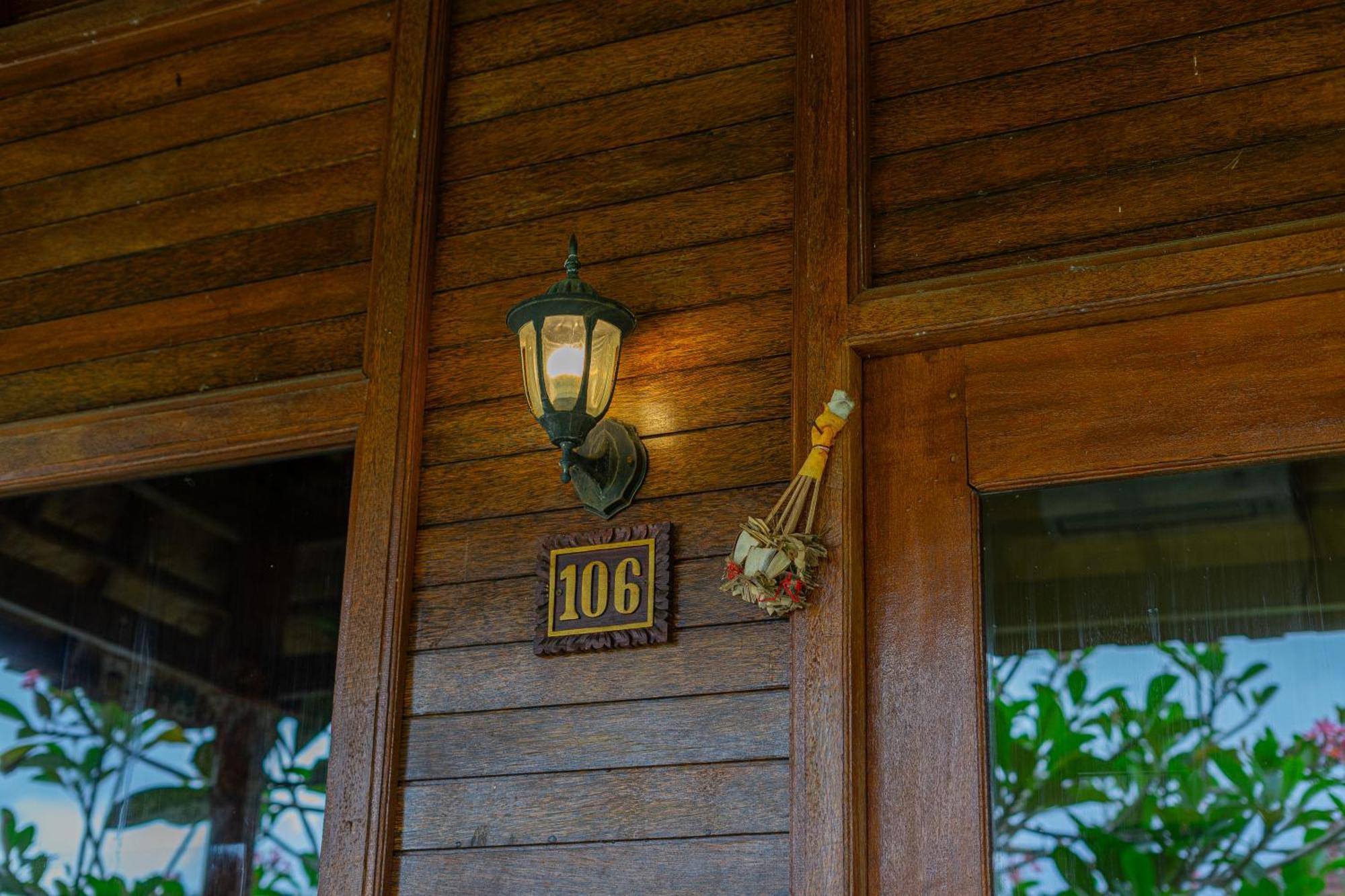 Rijet Villa Beach & Restaurant Ped Exterior photo